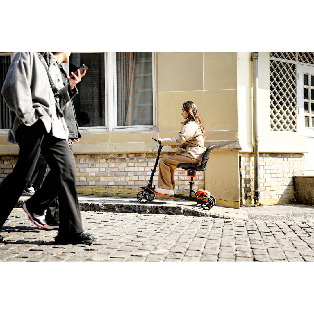 SuperHandy Passport Pro Foldable 4-Wheel Mobility Scooter