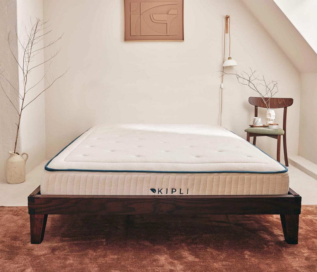LUCA solid wood bed base