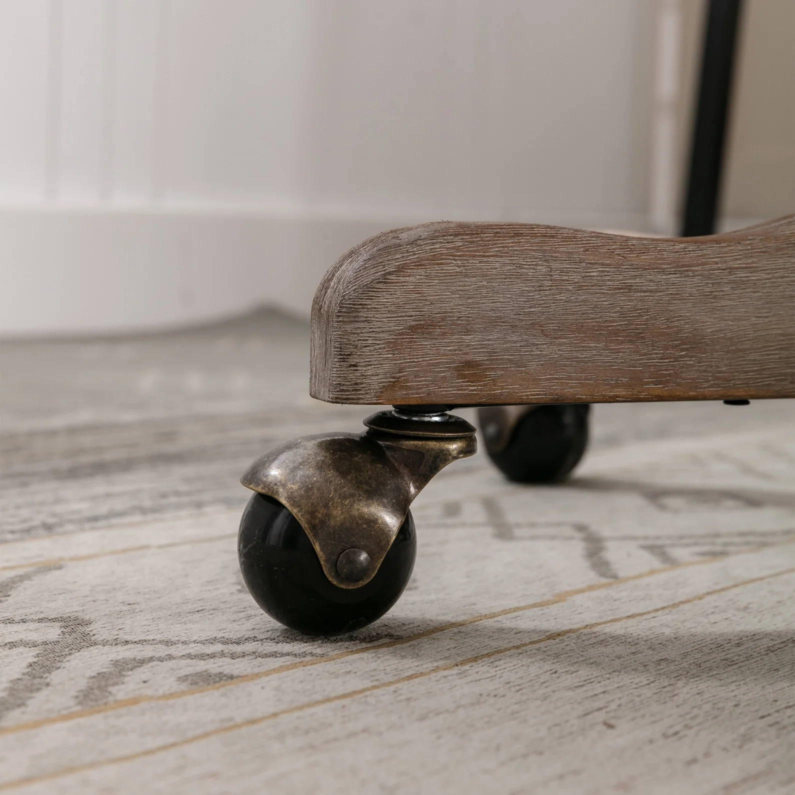 360 Degree Swivel Office Desk Chair, Upholstered Leisure Vanity Chair with Solid Wood Base and Wheels, Adjustable Height Computer Chair for Bedroom Living Room, Brown