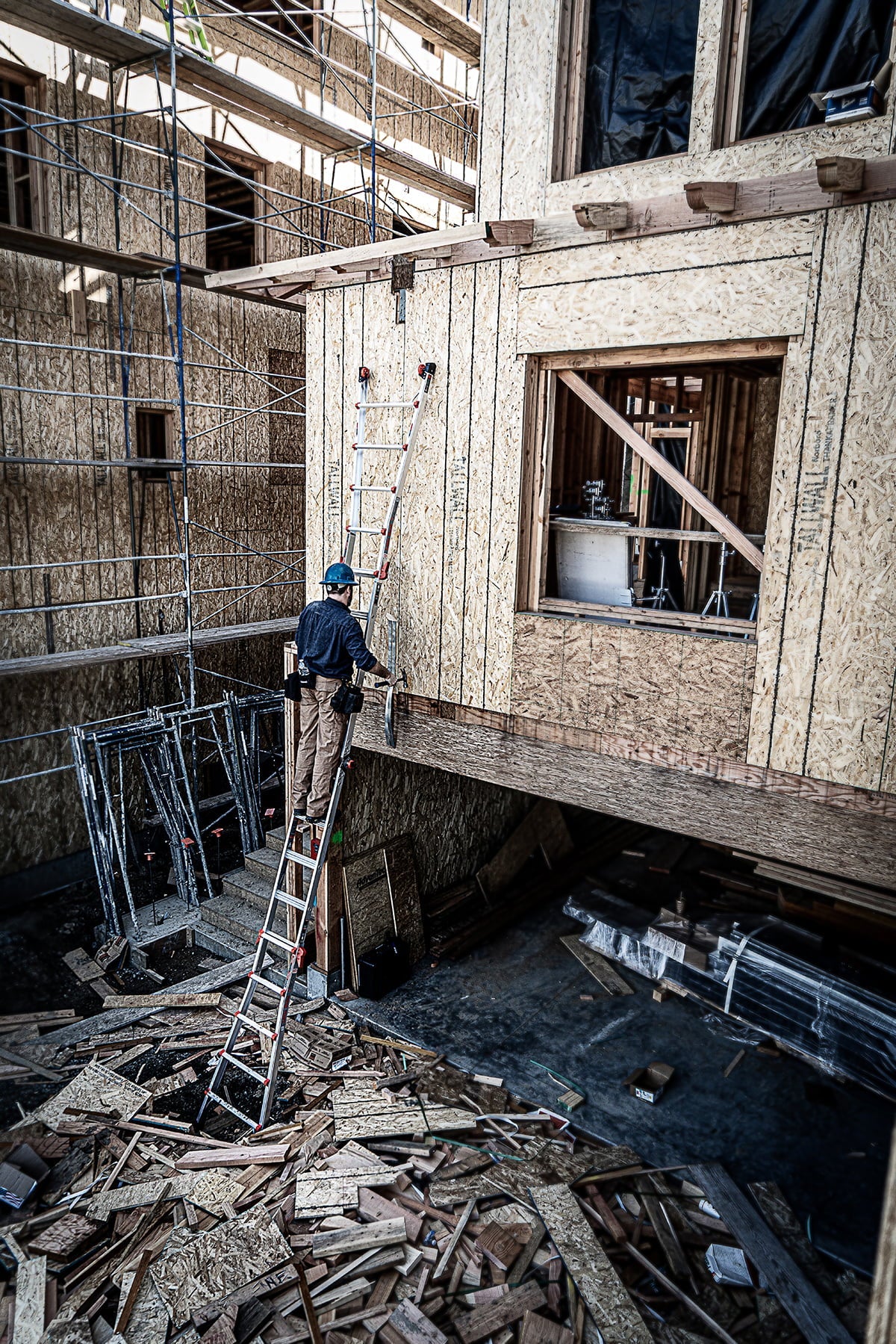 Little Giant Model 22 Aluminum Multi-Use Ladder, Type 1A - 300 lbs. Rated