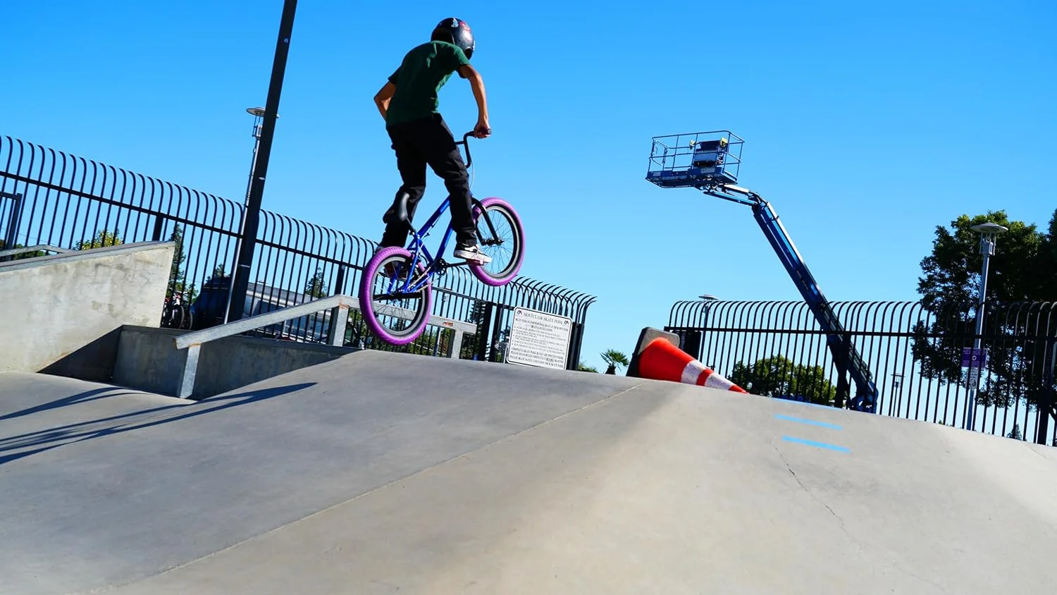 Elite BMX Bicycle 20�� Freestyle Bike - Stealth Blue Purple Ideal for Ages 7 to 18 Years