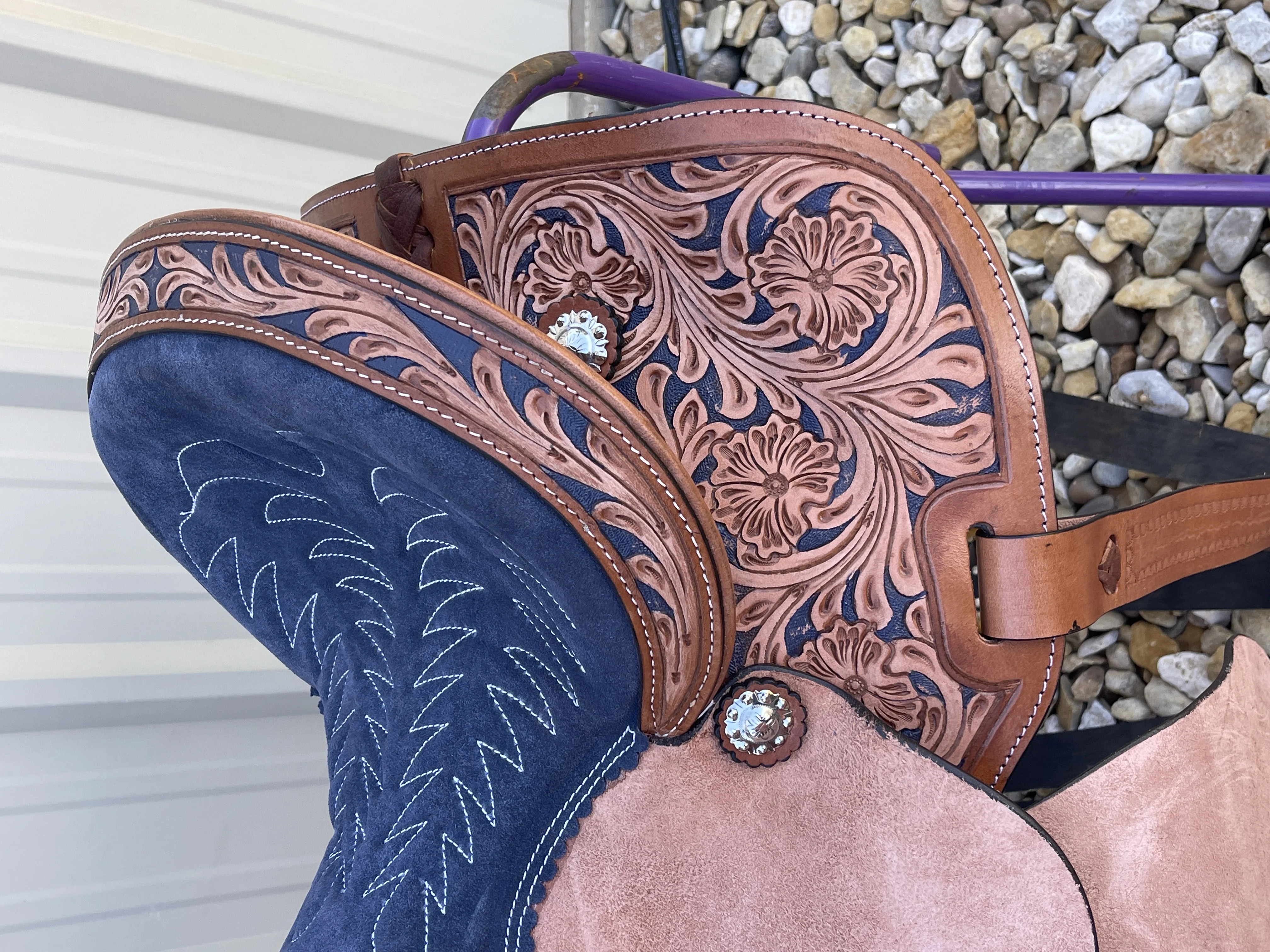Resistance Adult Western Horse Barrel Saddle For Horse Riding | Floral Tooled With Silver Conchos | Genuine Leather 14
